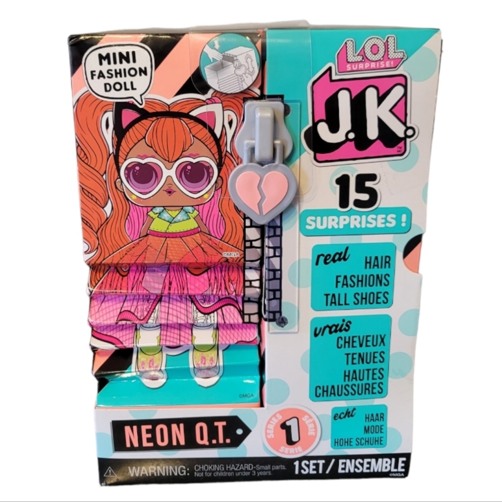LOL Surprise mini fashion doll Neon QT